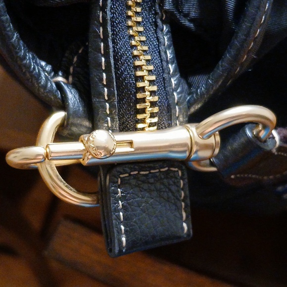 Coach Ellis Weekender - Picture 8 of 13